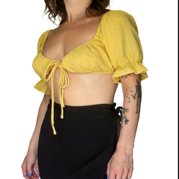 Hey Babe • Small • Crop Top • Yellow - Picture 9 of 14
